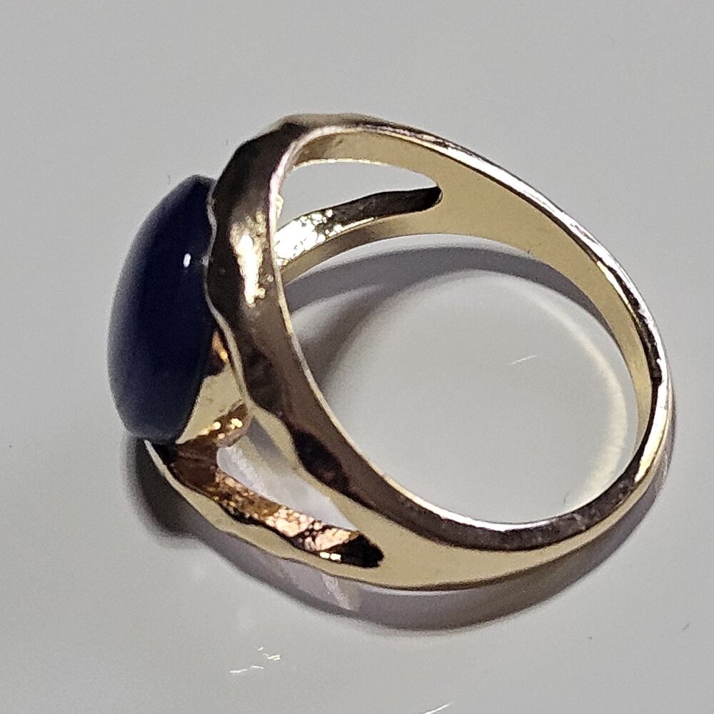 Gold Tone Round Blue Faux Stone Ring Size 8.5 - Picture 9 of 12
